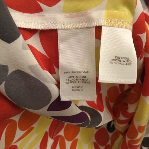 🌷Nine West Silk Blouse - Picture 3 of 10